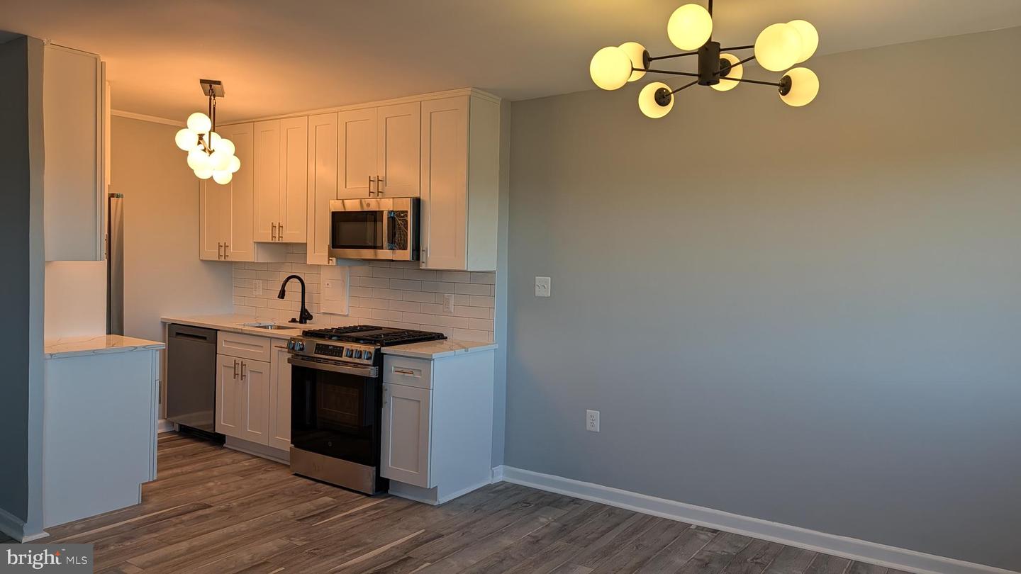 1300 S ARLINGTON RIDGE RD #702, ARLINGTON, Virginia 22202, 2 Bedrooms Bedrooms, ,1 BathroomBathrooms,Residential,For sale,1300 S ARLINGTON RIDGE RD #702,VAAR2065842 MLS # VAAR2065842 1300 S ARLINGTON RIDGE RD #702, ARLINGTON, Virginia 22202, 2 Bedrooms Bedrooms, ,1 BathroomBathrooms,Residential,For sale,1300 S ARLINGTON RIDGE RD #702,VAAR2065842 MLS # VAAR2065842