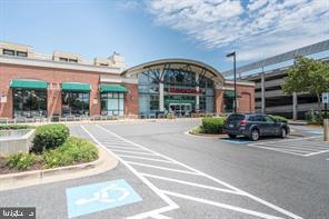 1300 S ARLINGTON RIDGE RD #702, ARLINGTON, Virginia 22202, 2 Bedrooms Bedrooms, ,1 BathroomBathrooms,Residential,For sale,1300 S ARLINGTON RIDGE RD #702,VAAR2065842 MLS # VAAR2065842 1300 S ARLINGTON RIDGE RD #702, ARLINGTON, Virginia 22202, 2 Bedrooms Bedrooms, ,1 BathroomBathrooms,Residential,For sale,1300 S ARLINGTON RIDGE RD #702,VAAR2065842 MLS # VAAR2065842