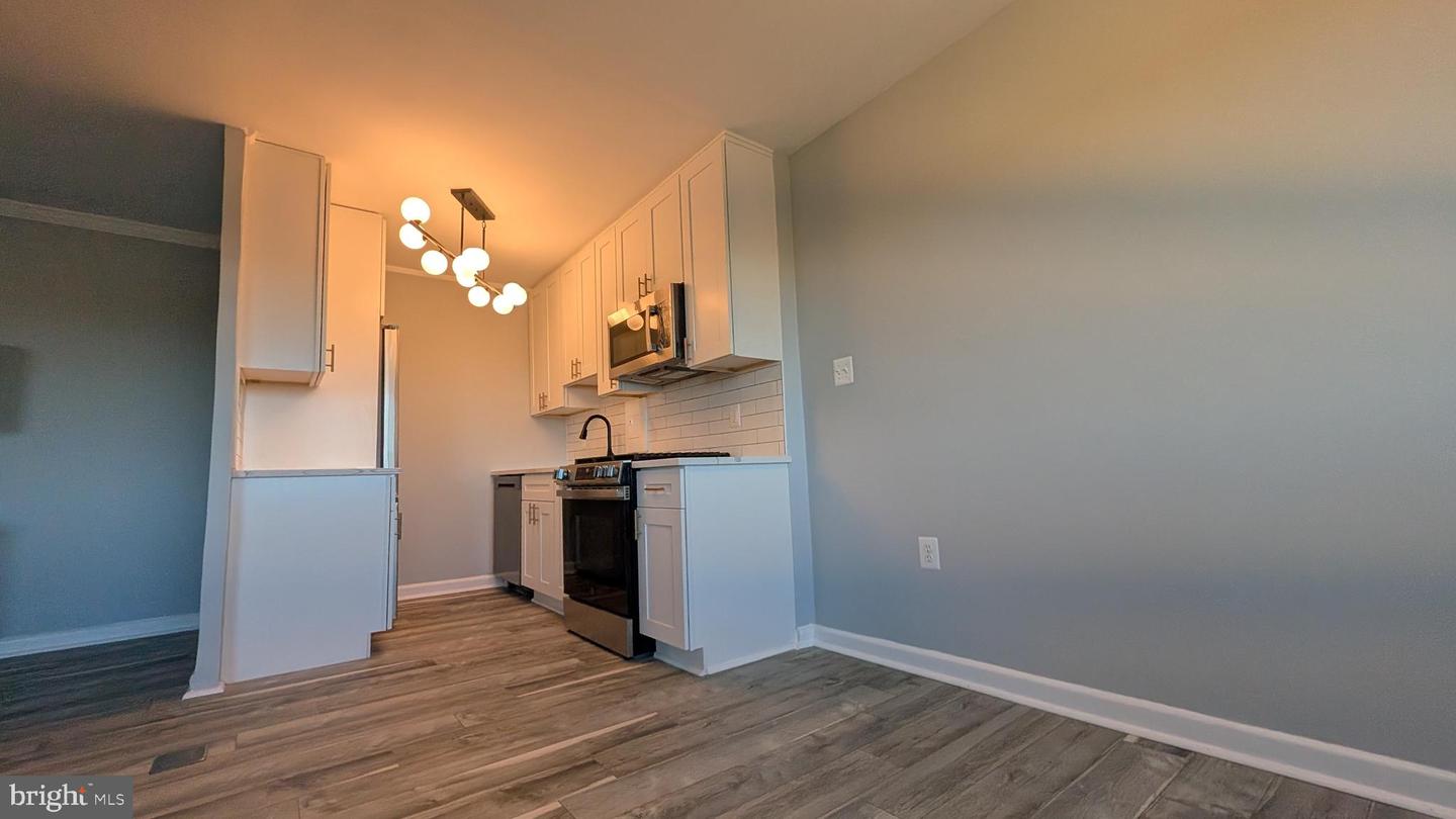 1300 S ARLINGTON RIDGE RD #702, ARLINGTON, Virginia 22202, 2 Bedrooms Bedrooms, ,1 BathroomBathrooms,Residential,For sale,1300 S ARLINGTON RIDGE RD #702,VAAR2065842 MLS # VAAR2065842 1300 S ARLINGTON RIDGE RD #702, ARLINGTON, Virginia 22202, 2 Bedrooms Bedrooms, ,1 BathroomBathrooms,Residential,For sale,1300 S ARLINGTON RIDGE RD #702,VAAR2065842 MLS # VAAR2065842