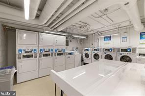 1300 S ARLINGTON RIDGE RD #702, ARLINGTON, Virginia 22202, 2 Bedrooms Bedrooms, ,1 BathroomBathrooms,Residential,For sale,1300 S ARLINGTON RIDGE RD #702,VAAR2065842 MLS # VAAR2065842 1300 S ARLINGTON RIDGE RD #702, ARLINGTON, Virginia 22202, 2 Bedrooms Bedrooms, ,1 BathroomBathrooms,Residential,For sale,1300 S ARLINGTON RIDGE RD #702,VAAR2065842 MLS # VAAR2065842