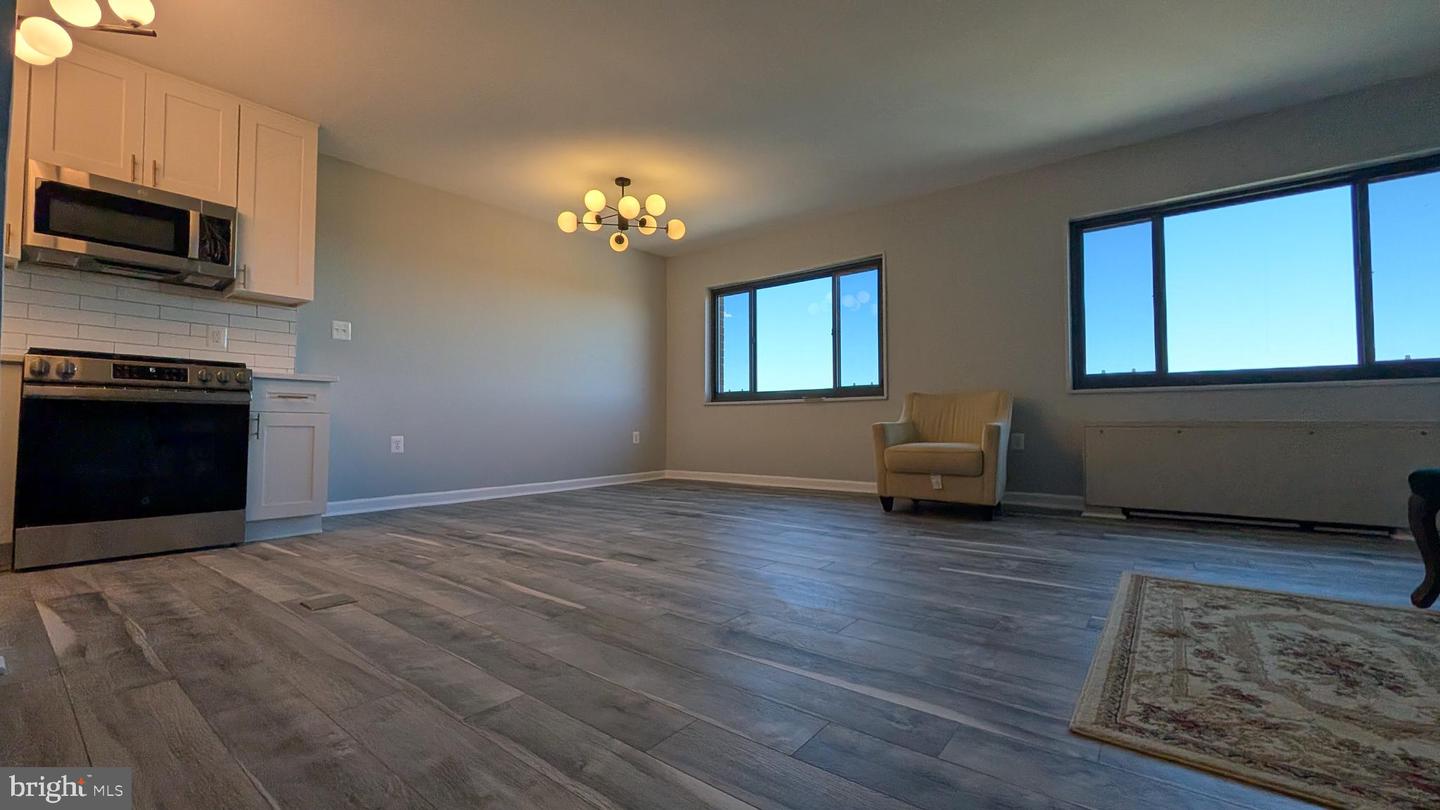 1300 S ARLINGTON RIDGE RD #702, ARLINGTON, Virginia 22202, 2 Bedrooms Bedrooms, ,1 BathroomBathrooms,Residential,For sale,1300 S ARLINGTON RIDGE RD #702,VAAR2065842 MLS # VAAR2065842 1300 S ARLINGTON RIDGE RD #702, ARLINGTON, Virginia 22202, 2 Bedrooms Bedrooms, ,1 BathroomBathrooms,Residential,For sale,1300 S ARLINGTON RIDGE RD #702,VAAR2065842 MLS # VAAR2065842