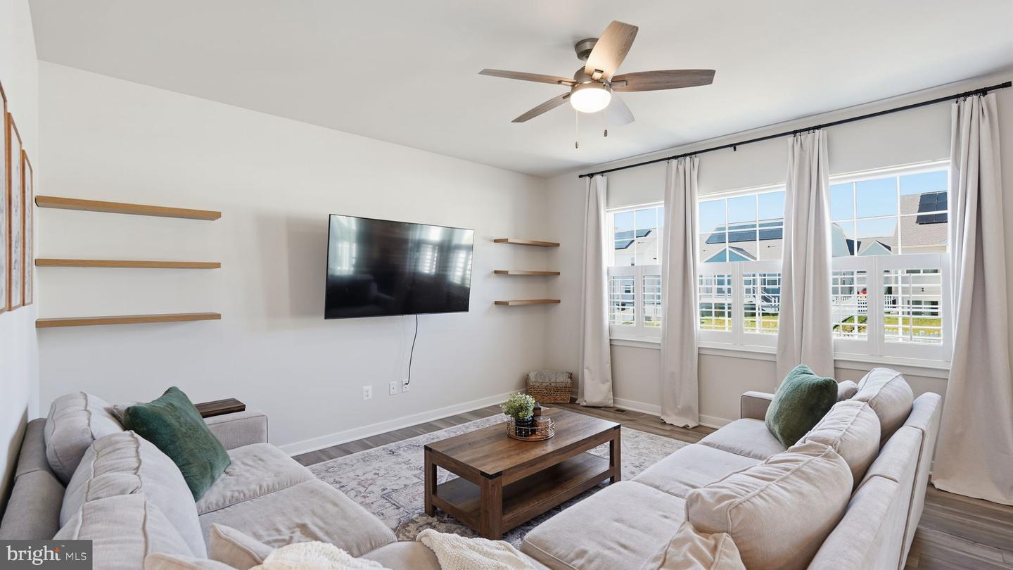 2124 BERWICK DR, JEFFERSONTON, Virginia 22724, 5 Bedrooms Bedrooms, ,3 BathroomsBathrooms,Residential,For sale,2124 BERWICK DR,VACU2012000 MLS # VACU2012000 2124 BERWICK DR, JEFFERSONTON, Virginia 22724, 5 Bedrooms Bedrooms, ,3 BathroomsBathrooms,Residential,For sale,2124 BERWICK DR,VACU2012000 MLS # VACU2012000