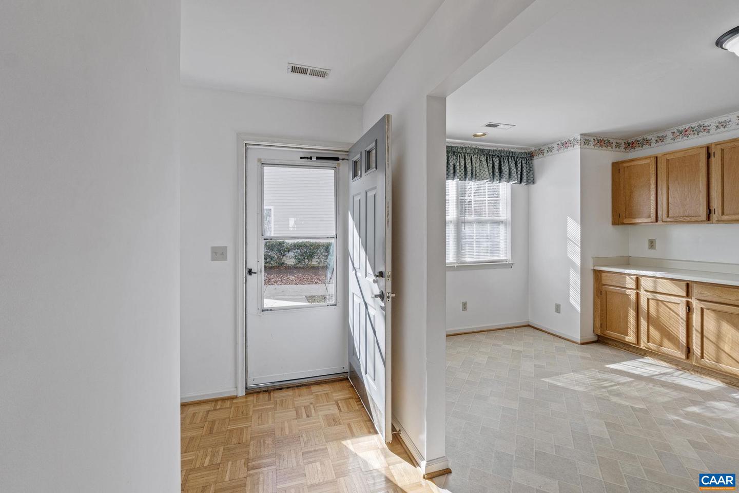 1248 GAZEBO CT, CHARLOTTESVILLE, Virginia 22901, 2 Bedrooms Bedrooms, ,2 BathroomsBathrooms,Residential,For sale,1248 GAZEBO CT,670811 MLS # 670811