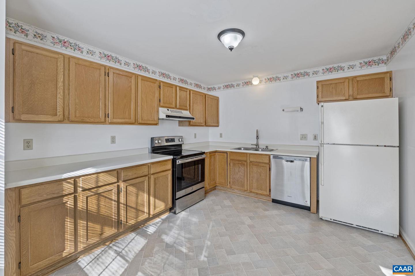 1248 GAZEBO CT, CHARLOTTESVILLE, Virginia 22901, 2 Bedrooms Bedrooms, ,2 BathroomsBathrooms,Residential,For sale,1248 GAZEBO CT,670811 MLS # 670811