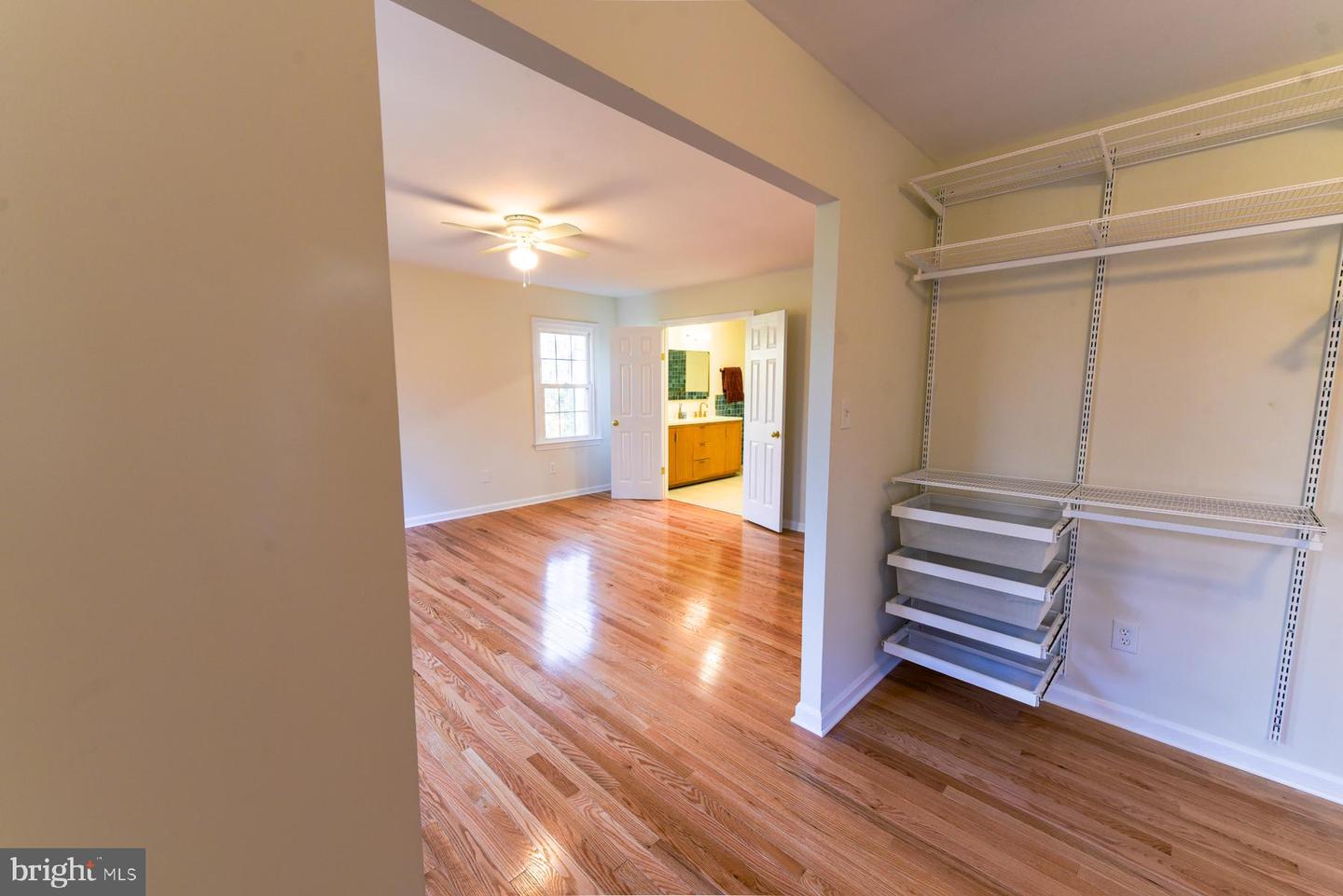 915 WELHAM GREEN RD, GREAT FALLS, Virginia 22066, 4 Bedrooms Bedrooms, ,2 BathroomsBathrooms,Residential,For sale,915 WELHAM GREEN RD,VAFX2278242 MLS # VAFX2278242 915 WELHAM GREEN RD, GREAT FALLS, Virginia 22066, 4 Bedrooms Bedrooms, ,2 BathroomsBathrooms,Residential,For sale,915 WELHAM GREEN RD,VAFX2278242 MLS # VAFX2278242