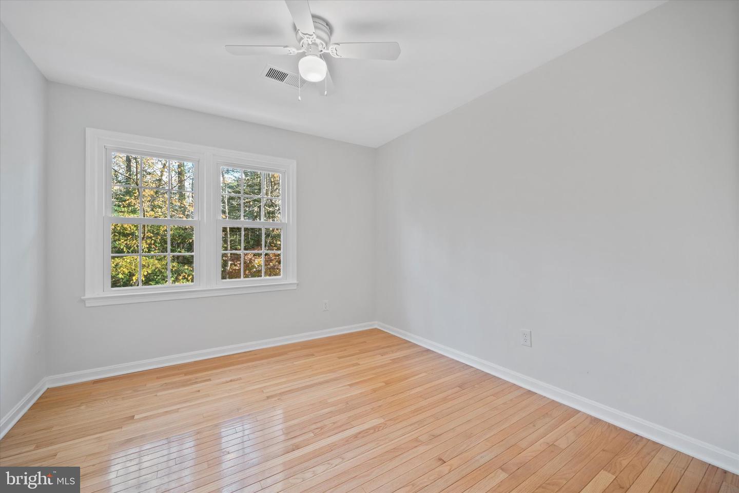 915 WELHAM GREEN RD, GREAT FALLS, Virginia 22066, 4 Bedrooms Bedrooms, ,2 BathroomsBathrooms,Residential,For sale,915 WELHAM GREEN RD,VAFX2278242 MLS # VAFX2278242 915 WELHAM GREEN RD, GREAT FALLS, Virginia 22066, 4 Bedrooms Bedrooms, ,2 BathroomsBathrooms,Residential,For sale,915 WELHAM GREEN RD,VAFX2278242 MLS # VAFX2278242