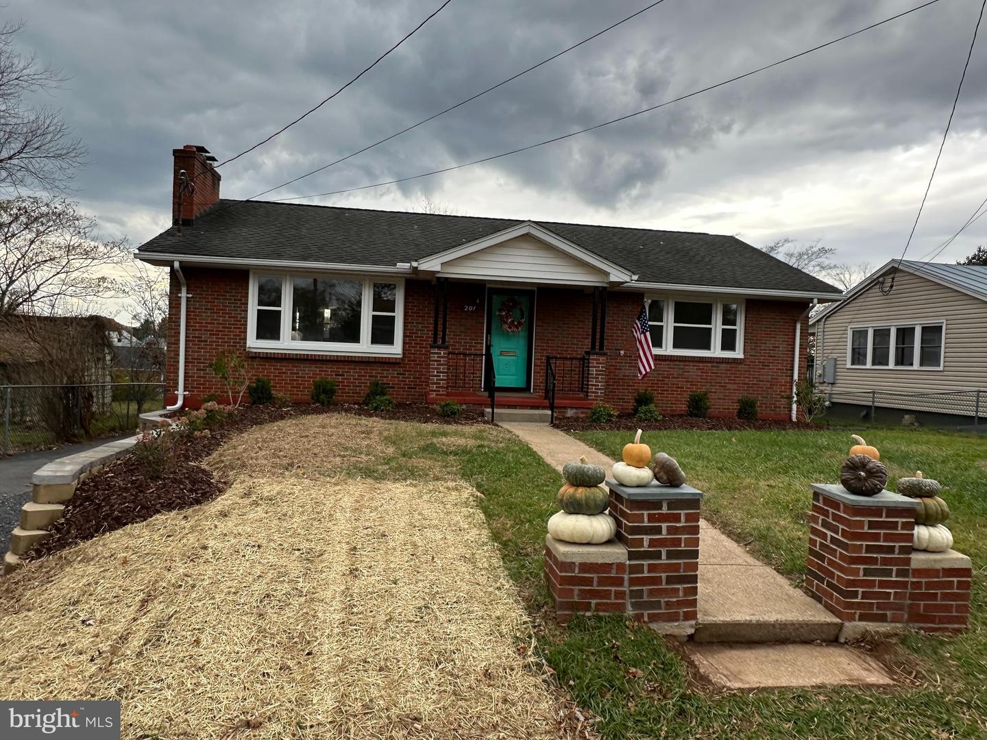 201 WOODLAND AVE, LURAY, Virginia 22835, 3 Bedrooms Bedrooms, ,1 BathroomBathrooms,Residential,For sale,201 WOODLAND AVE,VAPA2005582 MLS # VAPA2005582