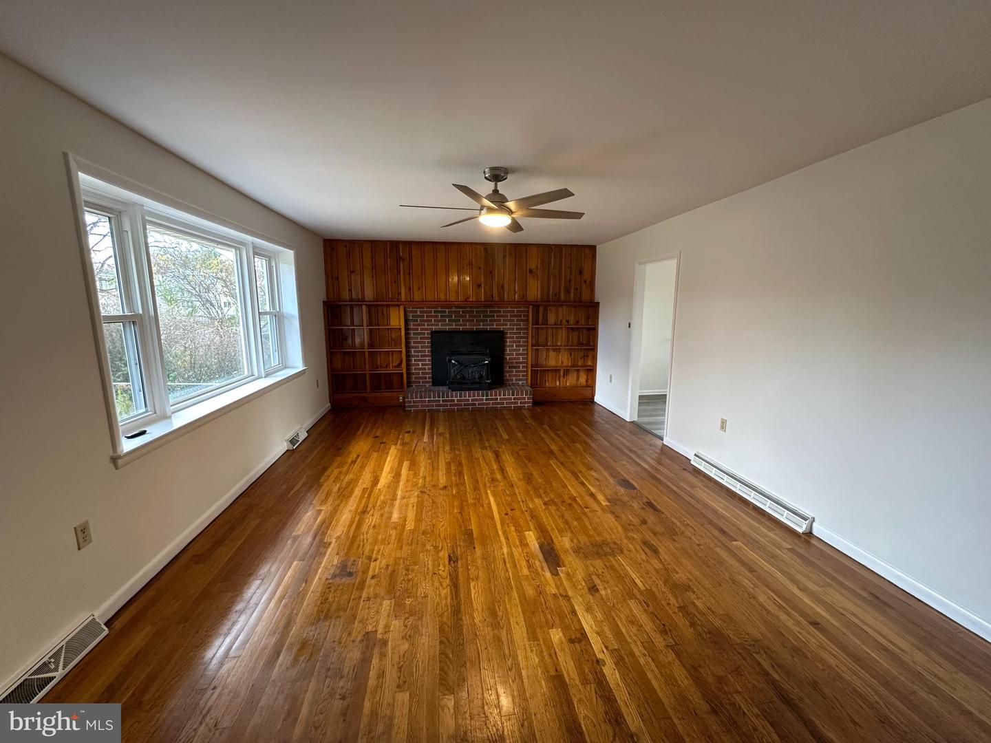 201 WOODLAND AVE, LURAY, Virginia 22835, 3 Bedrooms Bedrooms, ,1 BathroomBathrooms,Residential,For sale,201 WOODLAND AVE,VAPA2005582 MLS # VAPA2005582