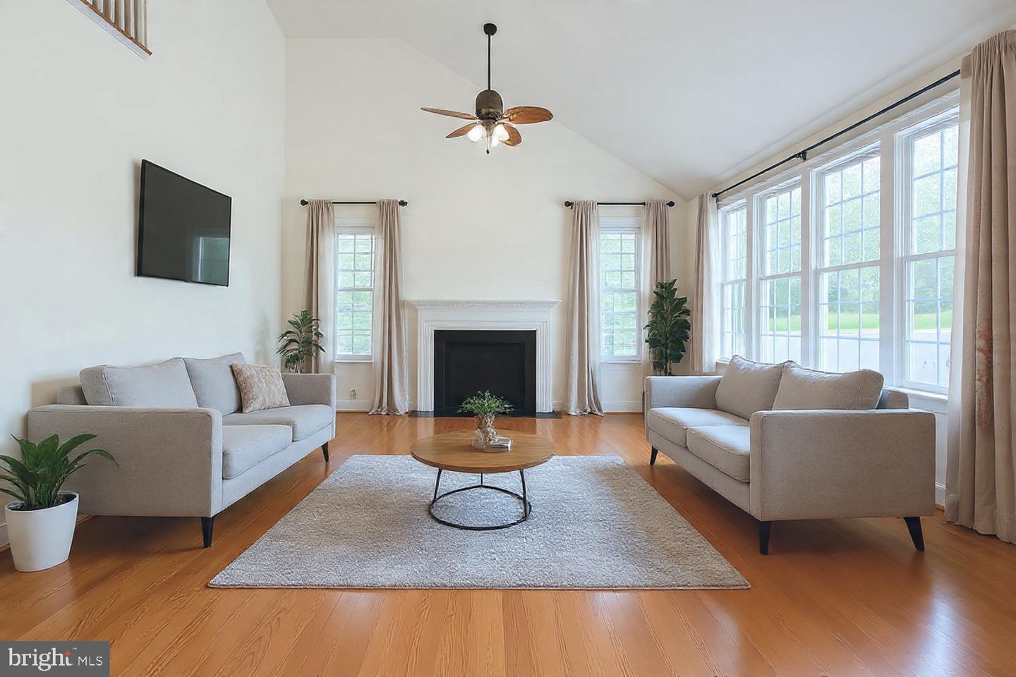 3403 LOGSTONE DR, TRIANGLE, Virginia 22172, 5 Bedrooms Bedrooms, ,3 BathroomsBathrooms,Residential,For sale,3403 LOGSTONE DR,VAPW2107620 MLS # VAPW2107620