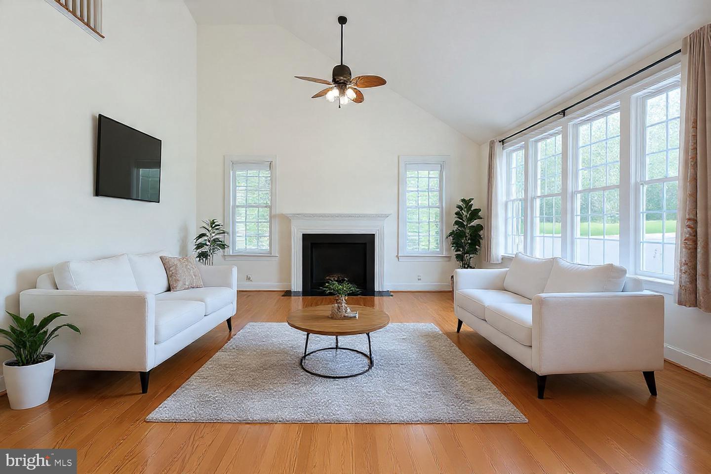 3403 LOGSTONE DR, TRIANGLE, Virginia 22172, 5 Bedrooms Bedrooms, ,3 BathroomsBathrooms,Residential,For sale,3403 LOGSTONE DR,VAPW2107620 MLS # VAPW2107620