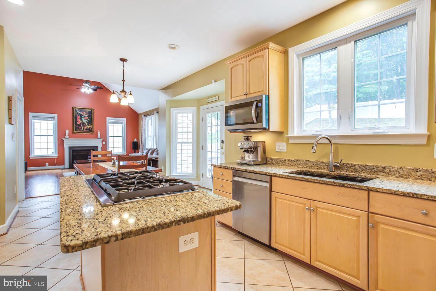 3403 LOGSTONE DR, TRIANGLE, Virginia 22172, 5 Bedrooms Bedrooms, ,3 BathroomsBathrooms,Residential,For sale,3403 LOGSTONE DR,VAPW2107620 MLS # VAPW2107620