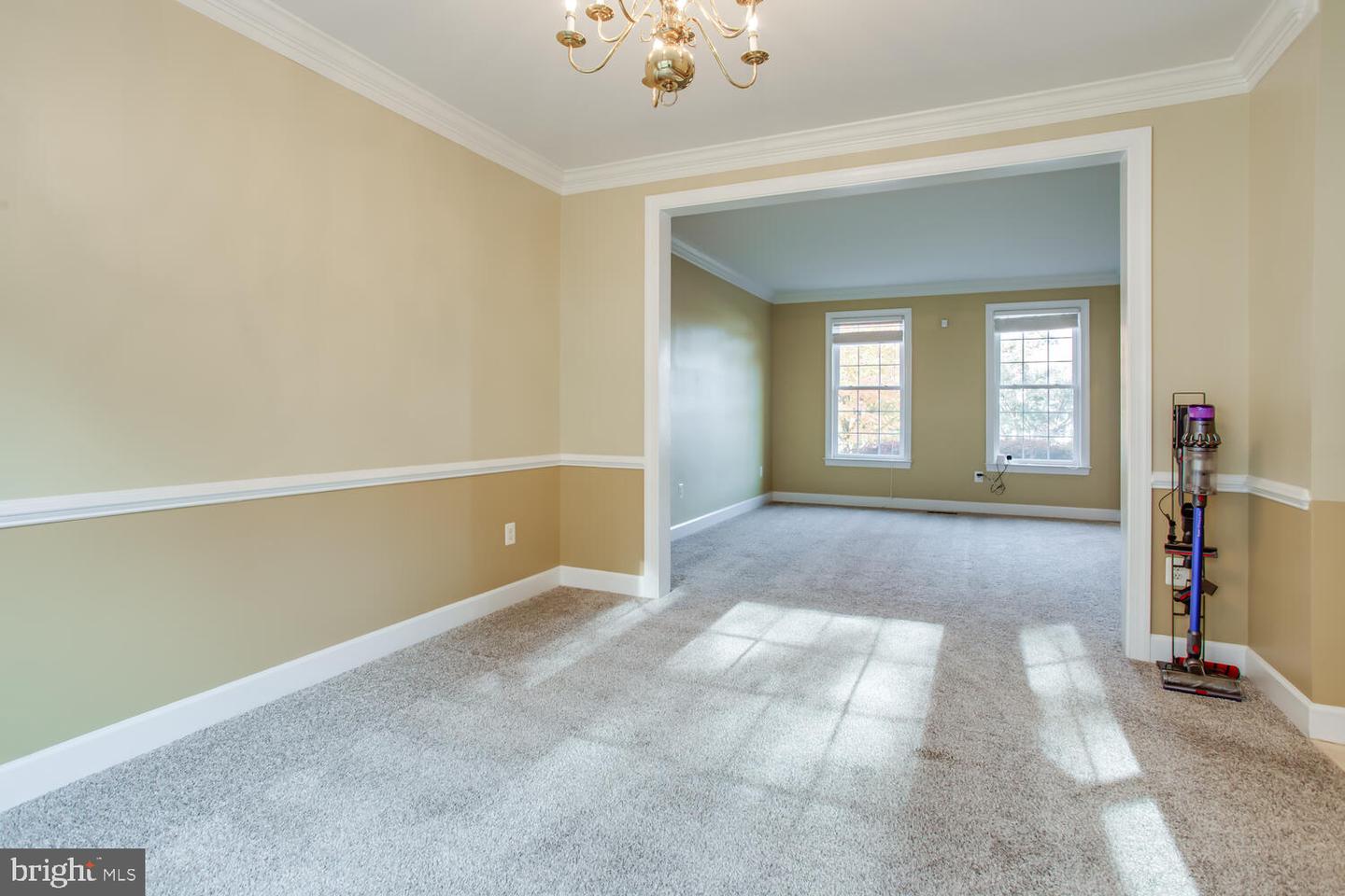 3403 LOGSTONE DR, TRIANGLE, Virginia 22172, 5 Bedrooms Bedrooms, ,3 BathroomsBathrooms,Residential,For sale,3403 LOGSTONE DR,VAPW2107620 MLS # VAPW2107620