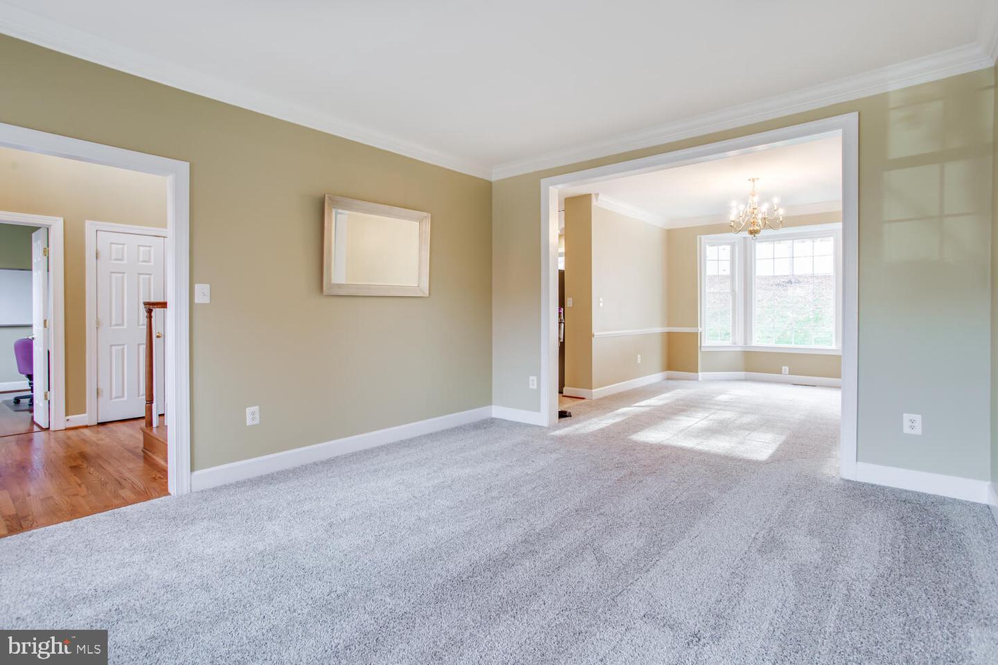 3403 LOGSTONE DR, TRIANGLE, Virginia 22172, 5 Bedrooms Bedrooms, ,3 BathroomsBathrooms,Residential,For sale,3403 LOGSTONE DR,VAPW2107620 MLS # VAPW2107620