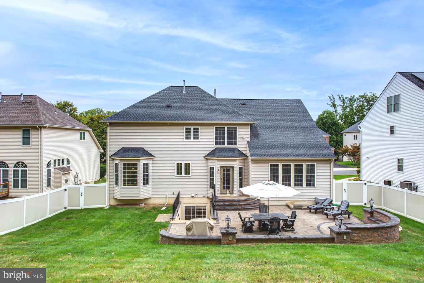 3403 LOGSTONE DR, TRIANGLE, Virginia 22172, 5 Bedrooms Bedrooms, ,3 BathroomsBathrooms,Residential,For sale,3403 LOGSTONE DR,VAPW2107620 MLS # VAPW2107620