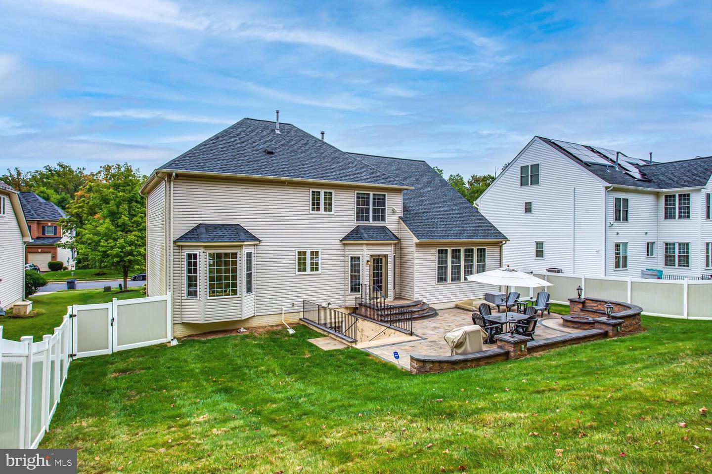 3403 LOGSTONE DR, TRIANGLE, Virginia 22172, 5 Bedrooms Bedrooms, ,3 BathroomsBathrooms,Residential,For sale,3403 LOGSTONE DR,VAPW2107620 MLS # VAPW2107620