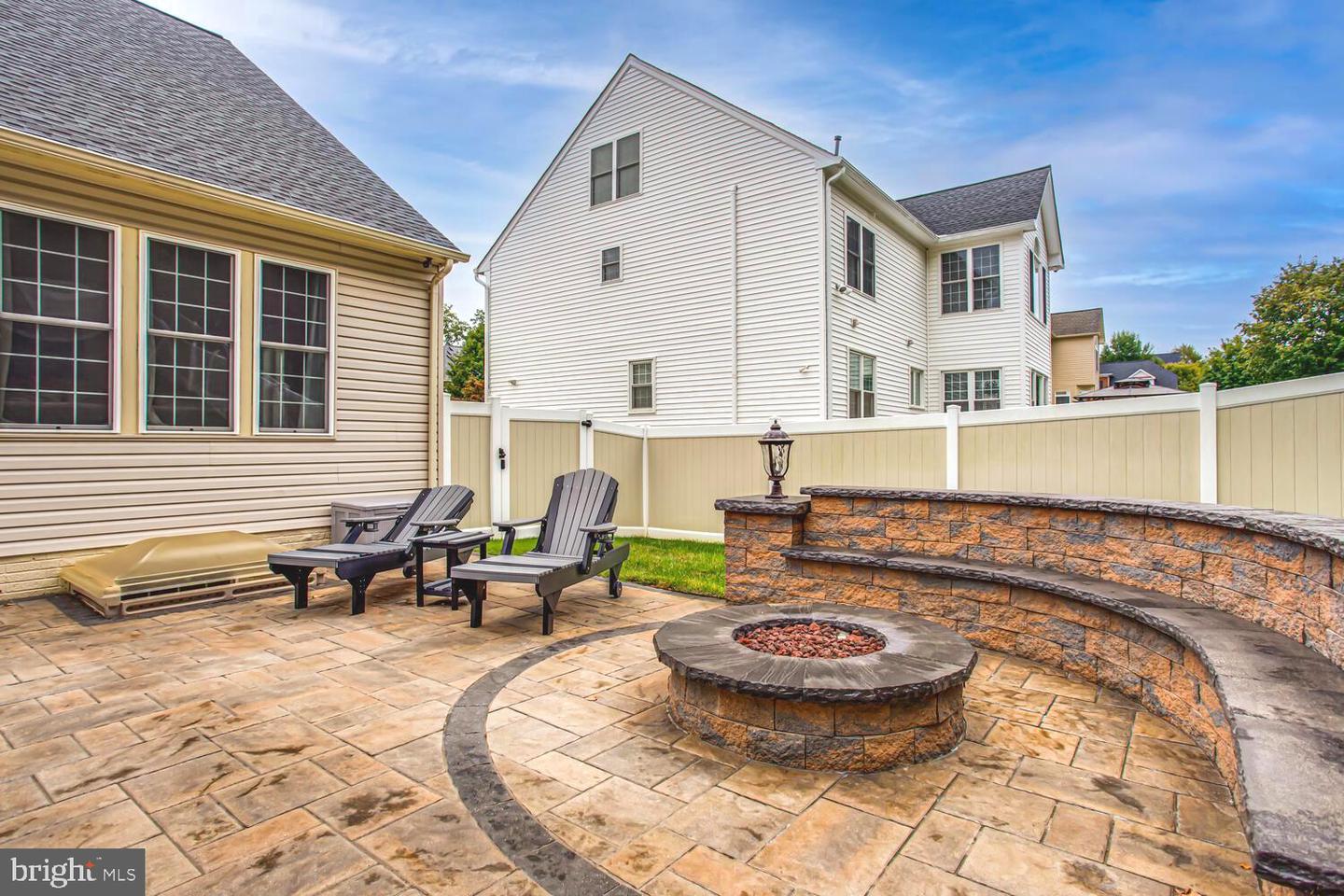 3403 LOGSTONE DR, TRIANGLE, Virginia 22172, 5 Bedrooms Bedrooms, ,3 BathroomsBathrooms,Residential,For sale,3403 LOGSTONE DR,VAPW2107620 MLS # VAPW2107620