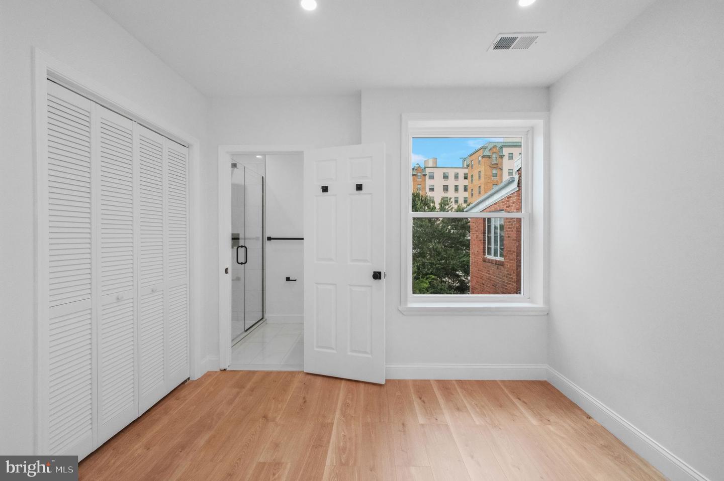 1417 MERIDIAN PL NW, WASHINGTON, District Of Columbia 20010, 4 Bedrooms Bedrooms, ,4 BathroomsBathrooms,Residential,For sale,1417 MERIDIAN PL NW,DCDC2231224 MLS # DCDC2231224