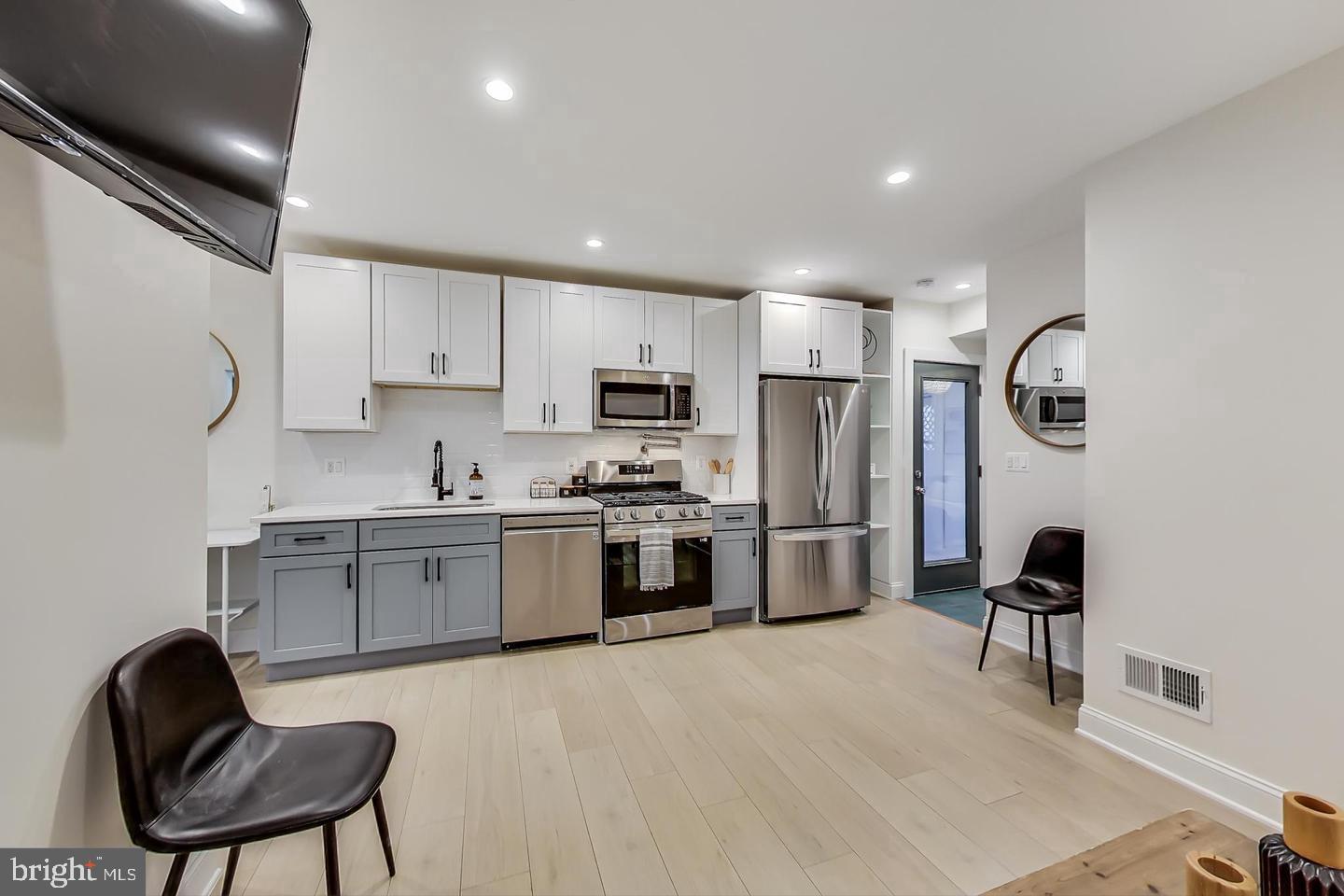 428 EVARTS ST NE #2, WASHINGTON, District Of Columbia 20017, 2 Bedrooms Bedrooms, ,2 BathroomsBathrooms,Residential,For sale,428 EVARTS ST NE #2,DCDC2231240 MLS # DCDC2231240 428 EVARTS ST NE #2, WASHINGTON, District Of Columbia 20017, 2 Bedrooms Bedrooms, ,2 BathroomsBathrooms,Residential,For sale,428 EVARTS ST NE #2,DCDC2231240 MLS # DCDC2231240