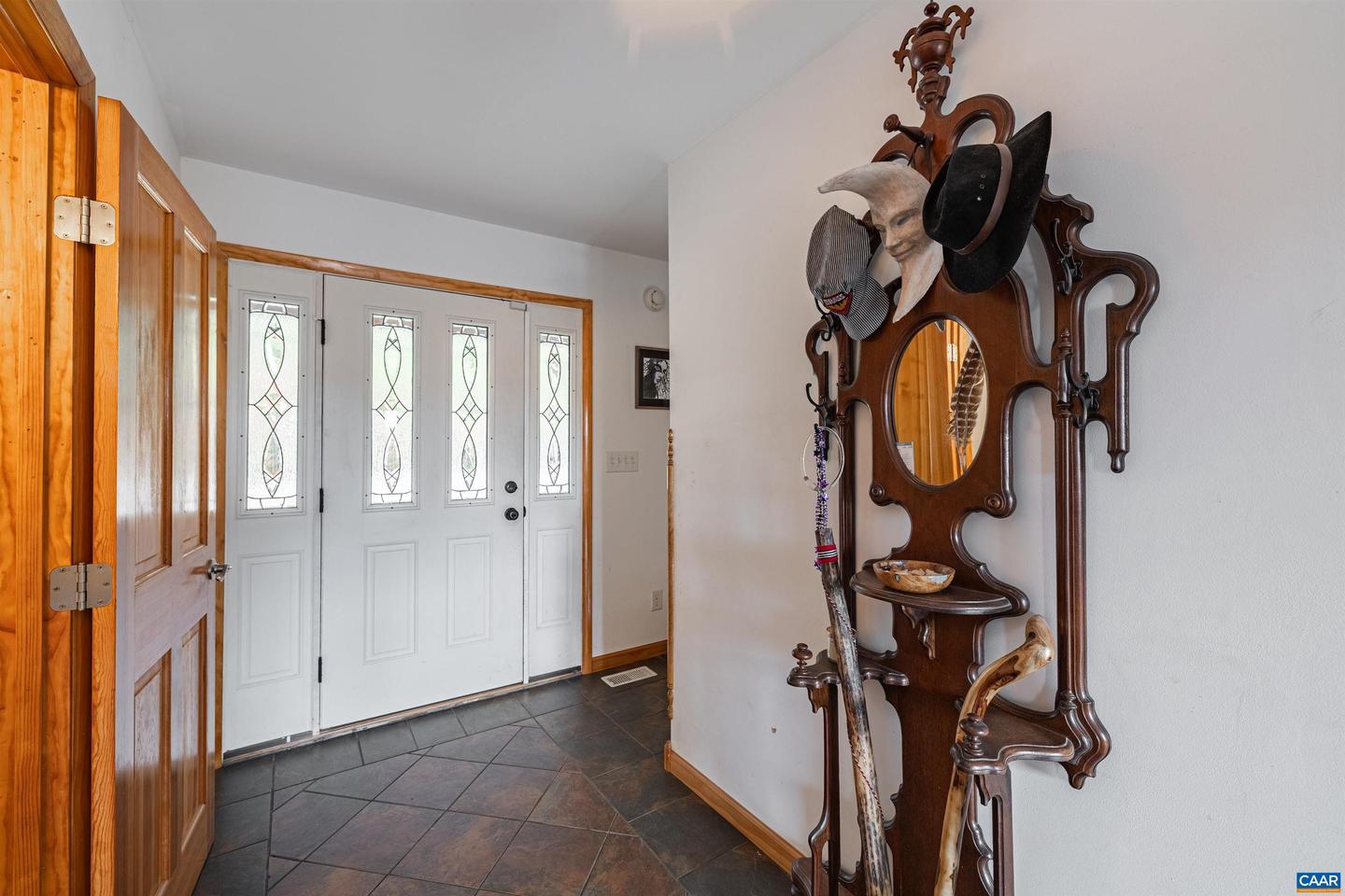 125 RIVER BREEZE CT, HOWARDSVILLE, Virginia 24562, 2 Bedrooms Bedrooms, ,2 BathroomsBathrooms,Residential,For sale,125 RIVER BREEZE CT,670946 MLS # 670946