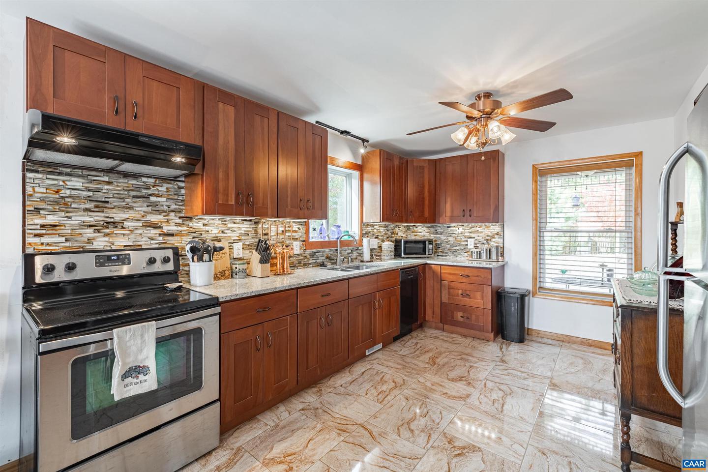 125 RIVER BREEZE CT, HOWARDSVILLE, Virginia 24562, 2 Bedrooms Bedrooms, ,2 BathroomsBathrooms,Residential,For sale,125 RIVER BREEZE CT,670946 MLS # 670946