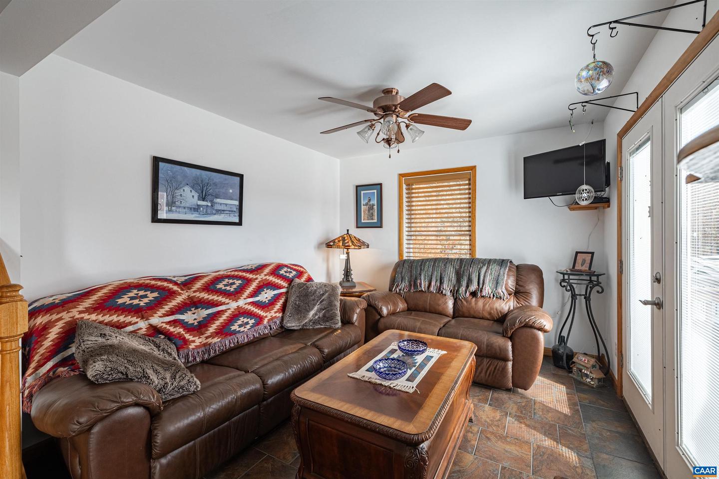 125 RIVER BREEZE CT, HOWARDSVILLE, Virginia 24562, 2 Bedrooms Bedrooms, ,2 BathroomsBathrooms,Residential,For sale,125 RIVER BREEZE CT,670946 MLS # 670946