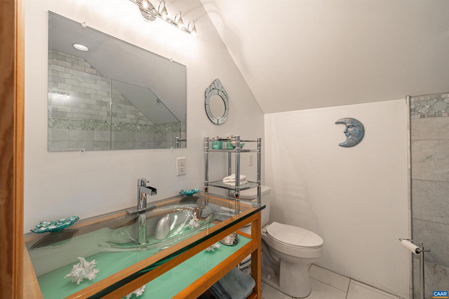 125 RIVER BREEZE CT, HOWARDSVILLE, Virginia 24562, 2 Bedrooms Bedrooms, ,2 BathroomsBathrooms,Residential,For sale,125 RIVER BREEZE CT,670946 MLS # 670946