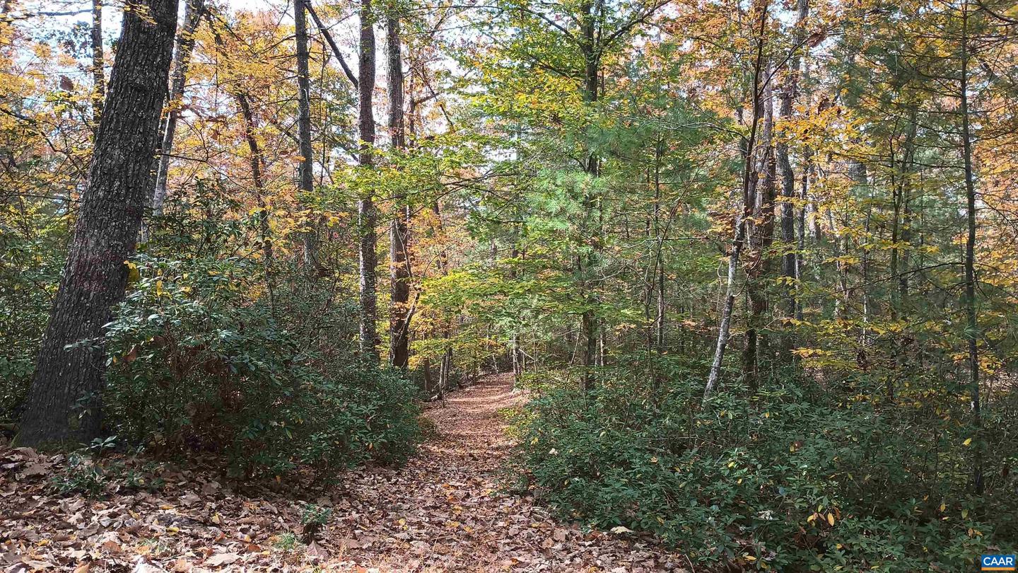 125 RIVER BREEZE CT, HOWARDSVILLE, Virginia 24562, 2 Bedrooms Bedrooms, ,2 BathroomsBathrooms,Residential,For sale,125 RIVER BREEZE CT,670946 MLS # 670946