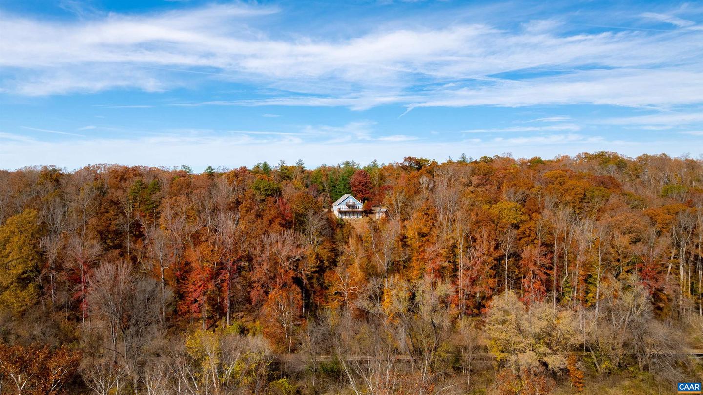 125 RIVER BREEZE CT, HOWARDSVILLE, Virginia 24562, 2 Bedrooms Bedrooms, ,2 BathroomsBathrooms,Residential,For sale,125 RIVER BREEZE CT,670946 MLS # 670946