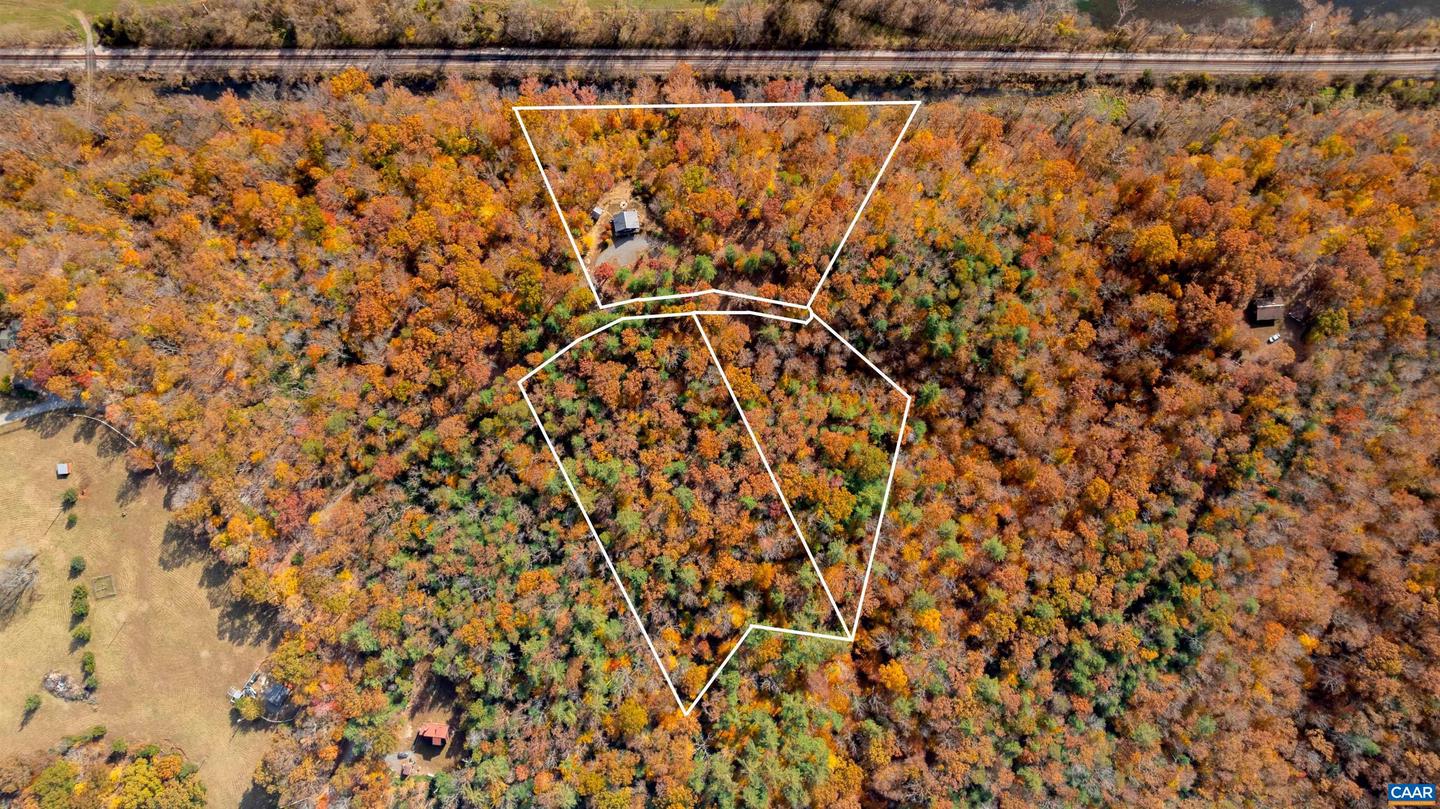 125 RIVER BREEZE CT, HOWARDSVILLE, Virginia 24562, 2 Bedrooms Bedrooms, ,2 BathroomsBathrooms,Residential,For sale,125 RIVER BREEZE CT,670946 MLS # 670946