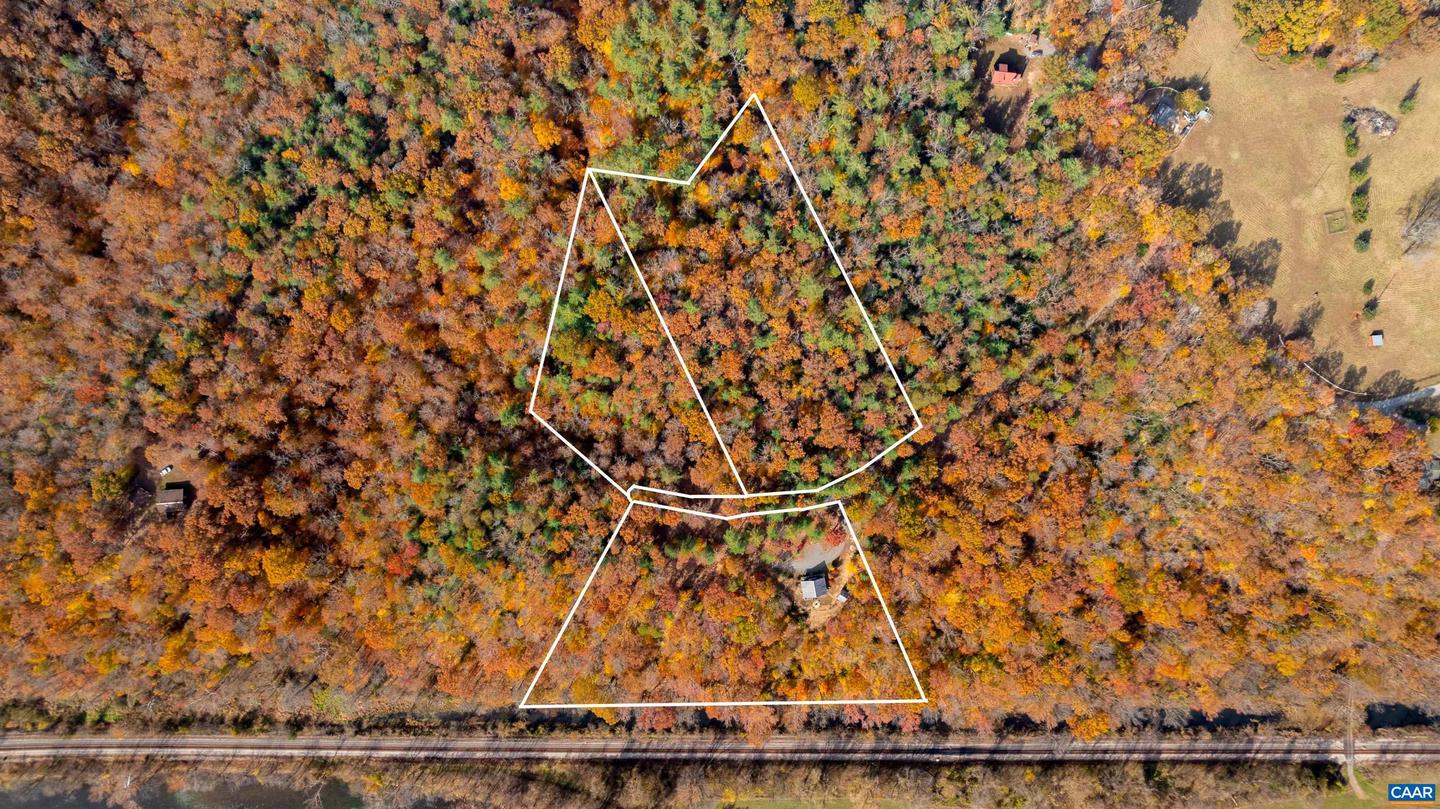 125 RIVER BREEZE CT, HOWARDSVILLE, Virginia 24562, 2 Bedrooms Bedrooms, ,2 BathroomsBathrooms,Residential,For sale,125 RIVER BREEZE CT,670946 MLS # 670946