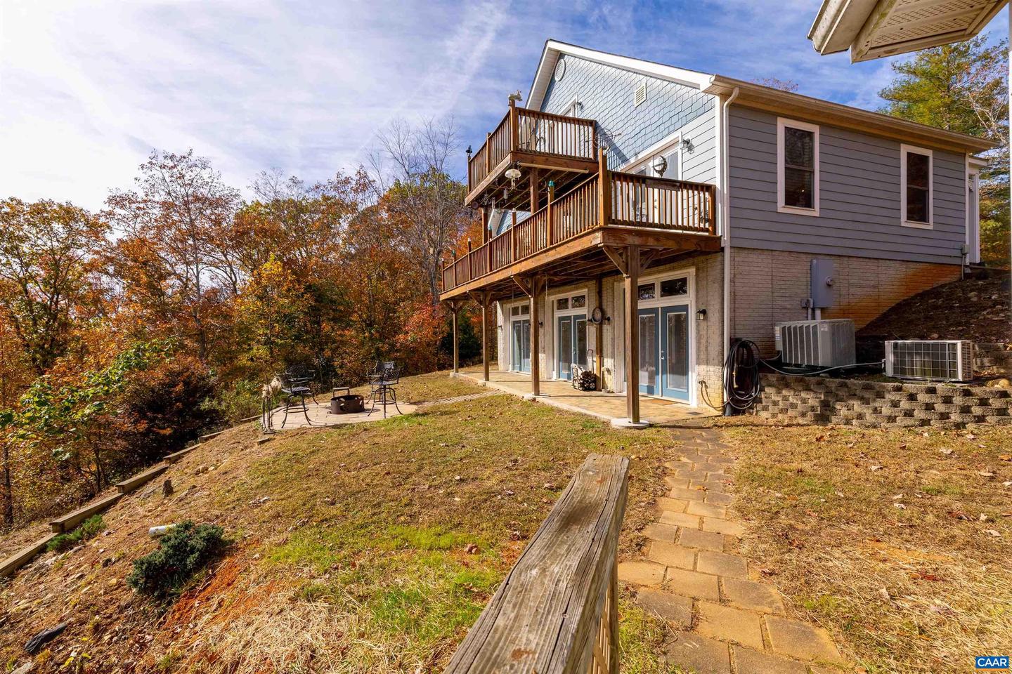 125 RIVER BREEZE CT, HOWARDSVILLE, Virginia 24562, 2 Bedrooms Bedrooms, ,2 BathroomsBathrooms,Residential,For sale,125 RIVER BREEZE CT,670946 MLS # 670946