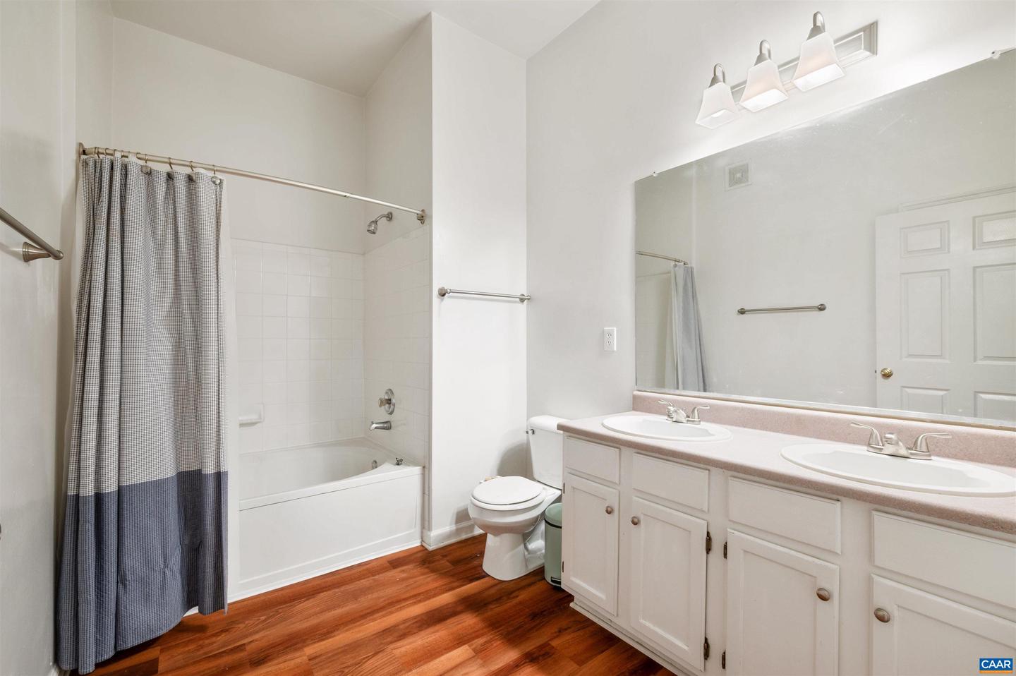 1075 WEYBRIDGE CT #103, CHARLOTTESVILLE, Virginia 22911, 3 Bedrooms Bedrooms, ,2 BathroomsBathrooms,Residential,For sale,1075 WEYBRIDGE CT #103,670947 MLS # 670947