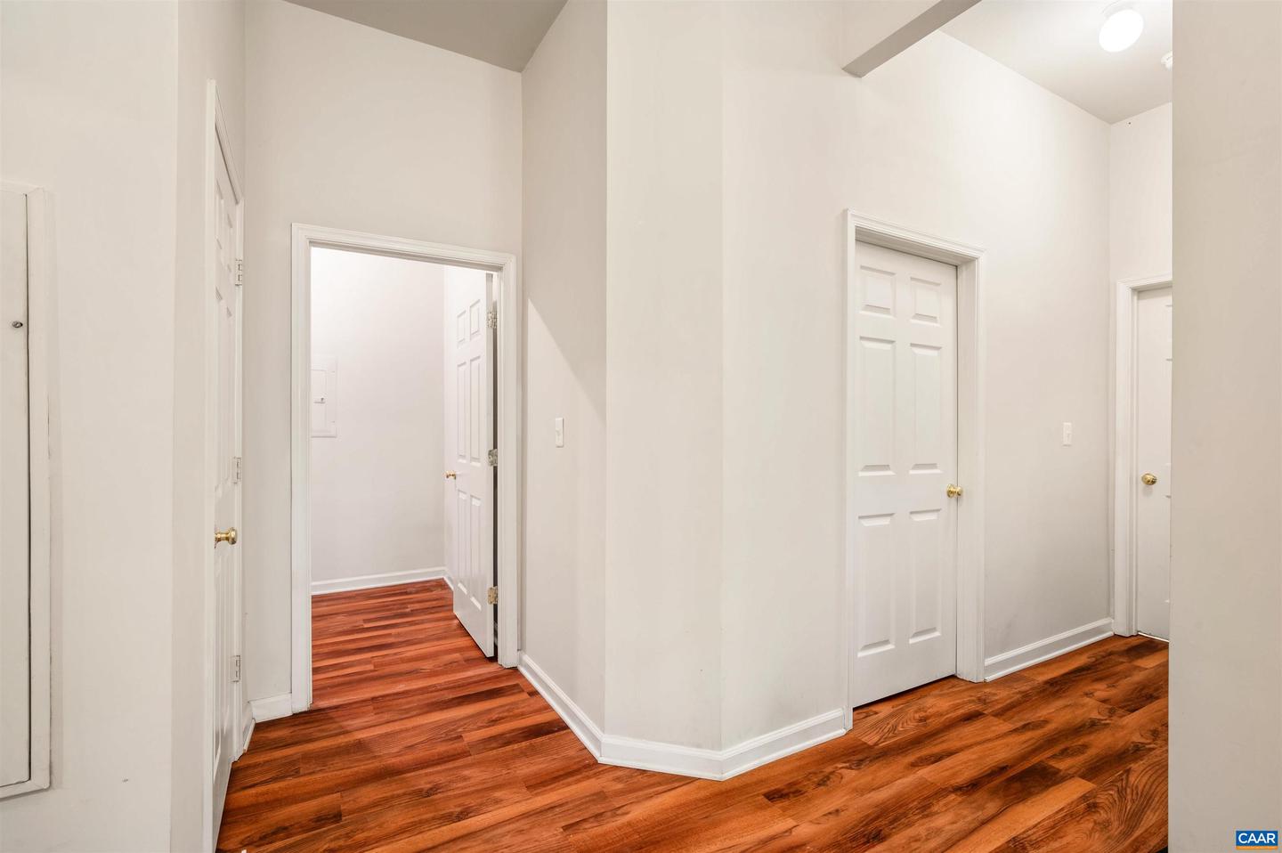 1075 WEYBRIDGE CT #103, CHARLOTTESVILLE, Virginia 22911, 3 Bedrooms Bedrooms, ,2 BathroomsBathrooms,Residential,For sale,1075 WEYBRIDGE CT #103,670947 MLS # 670947