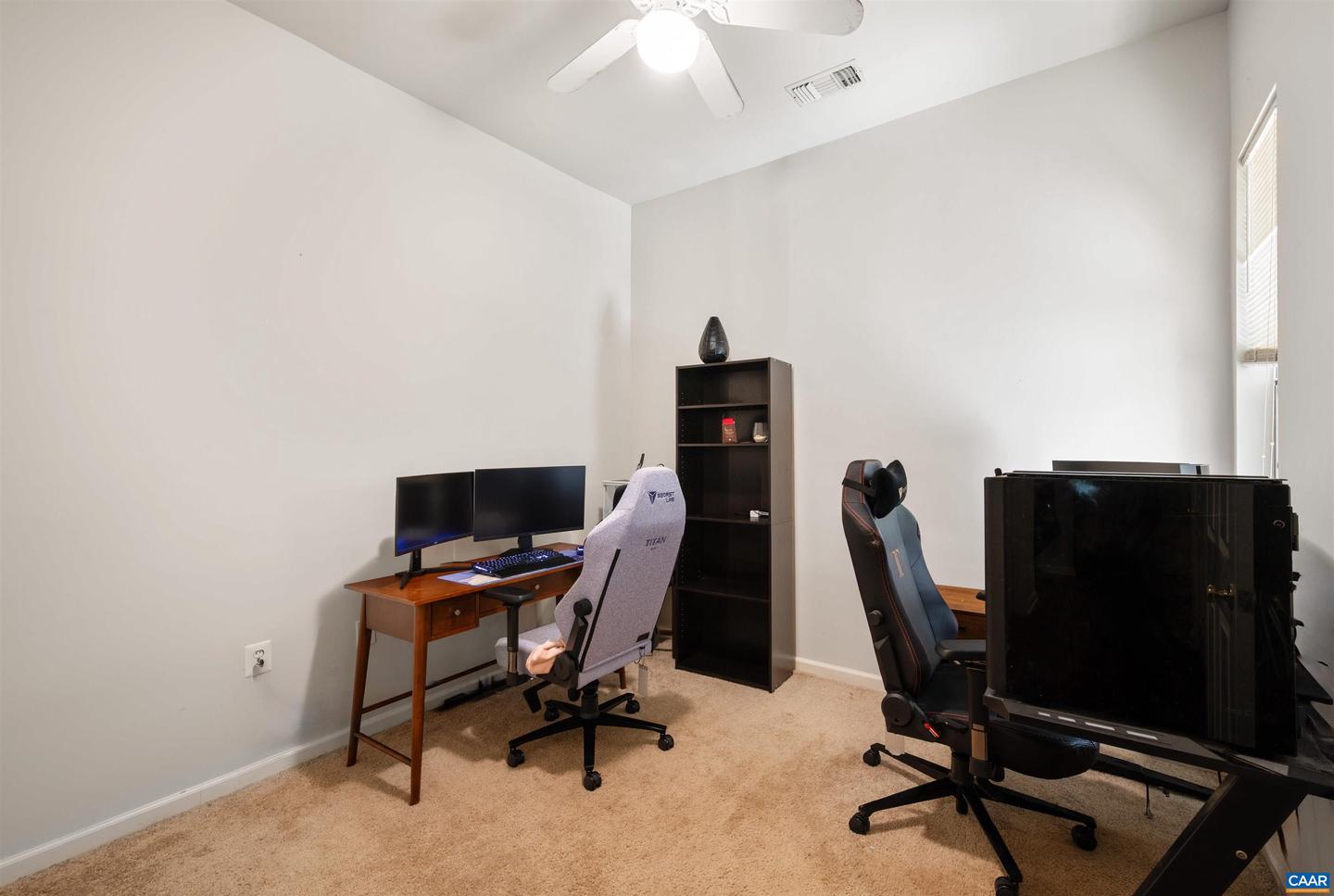 1075 WEYBRIDGE CT #103, CHARLOTTESVILLE, Virginia 22911, 3 Bedrooms Bedrooms, ,2 BathroomsBathrooms,Residential,For sale,1075 WEYBRIDGE CT #103,670947 MLS # 670947