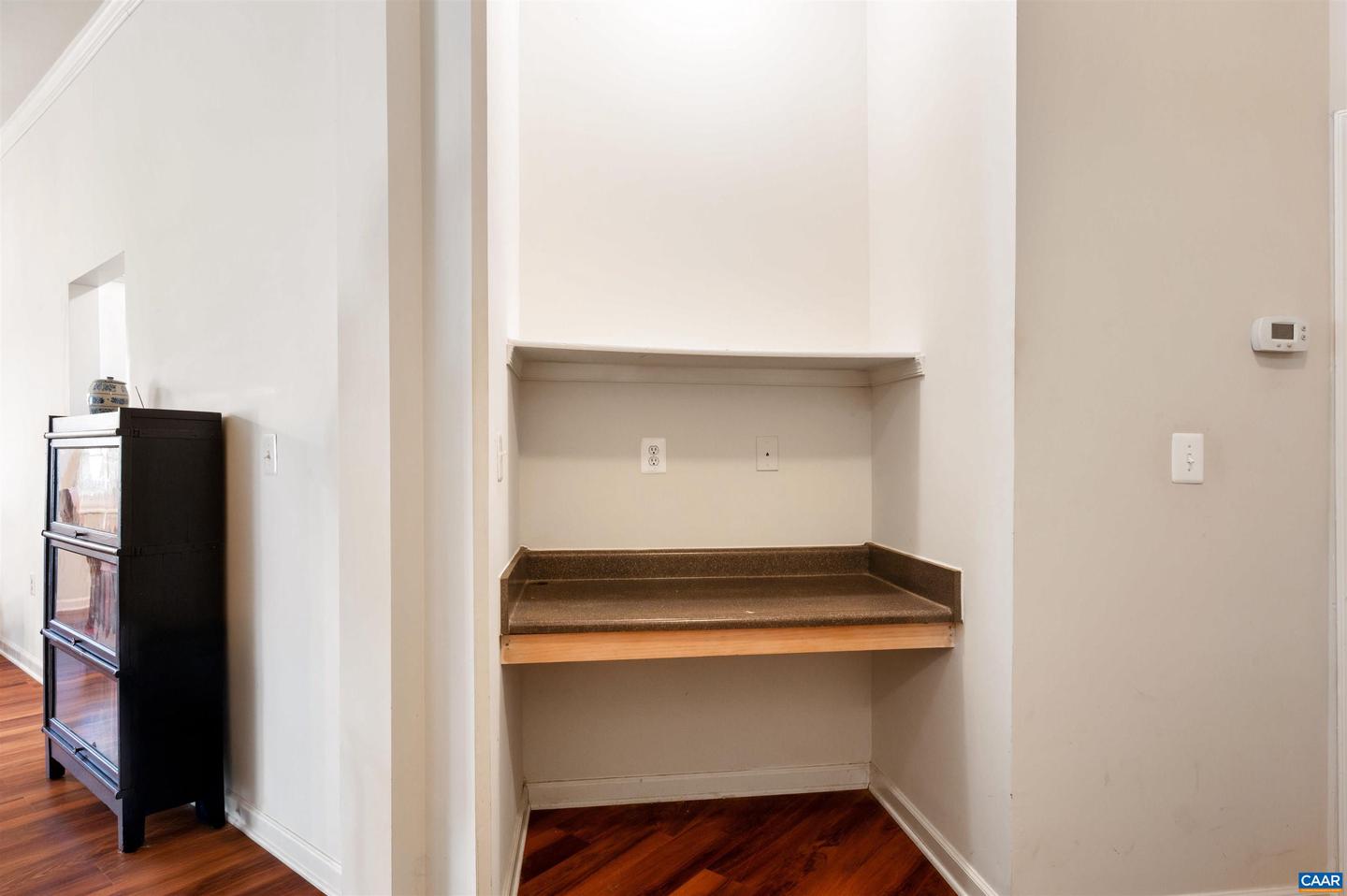 1075 WEYBRIDGE CT #103, CHARLOTTESVILLE, Virginia 22911, 3 Bedrooms Bedrooms, ,2 BathroomsBathrooms,Residential,For sale,1075 WEYBRIDGE CT #103,670947 MLS # 670947