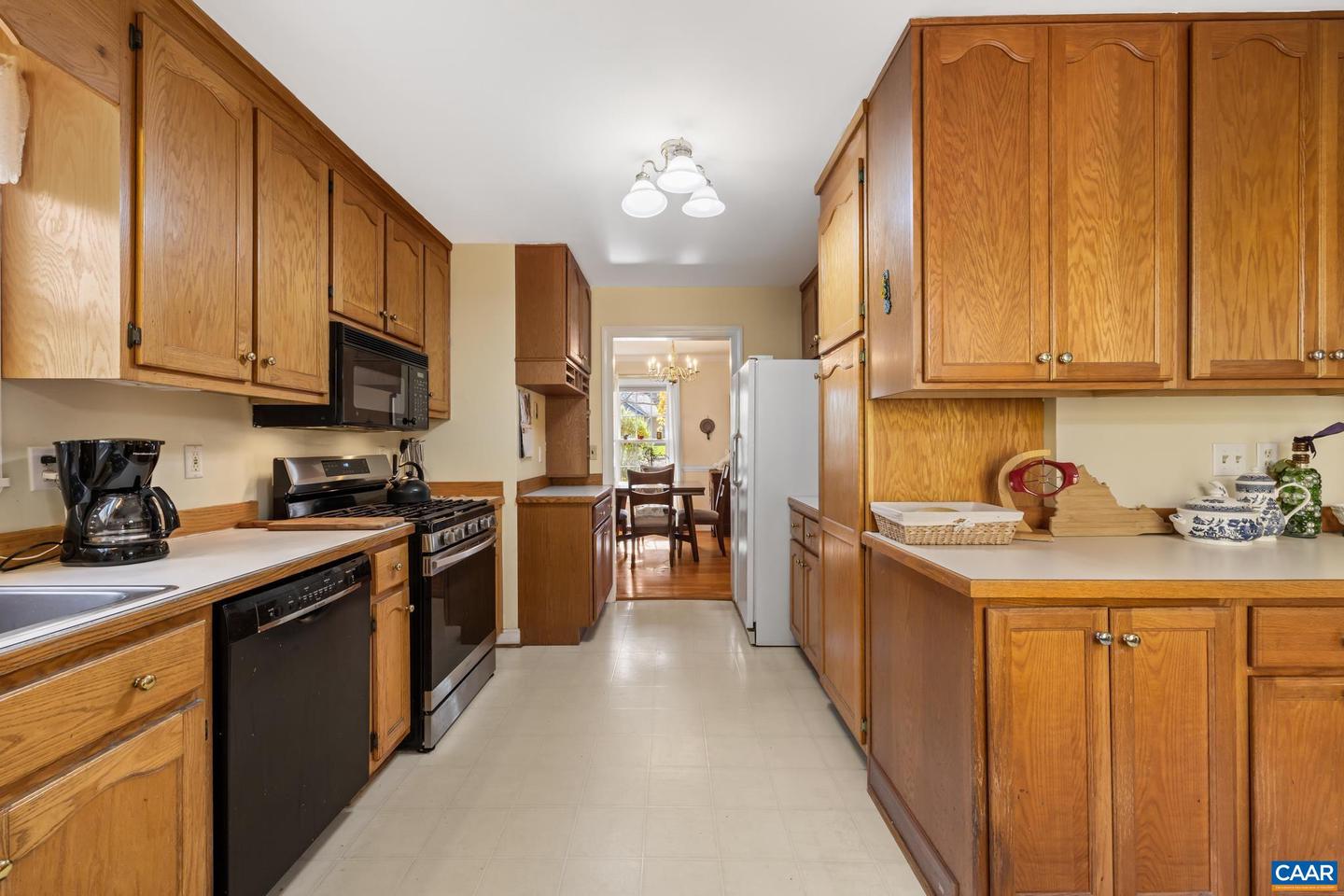 1018 ASHBY PL, CHARLOTTESVILLE, Virginia 22901, 3 Bedrooms Bedrooms, ,2 BathroomsBathrooms,Residential,For sale,1018 ASHBY PL,670952 MLS # 670952