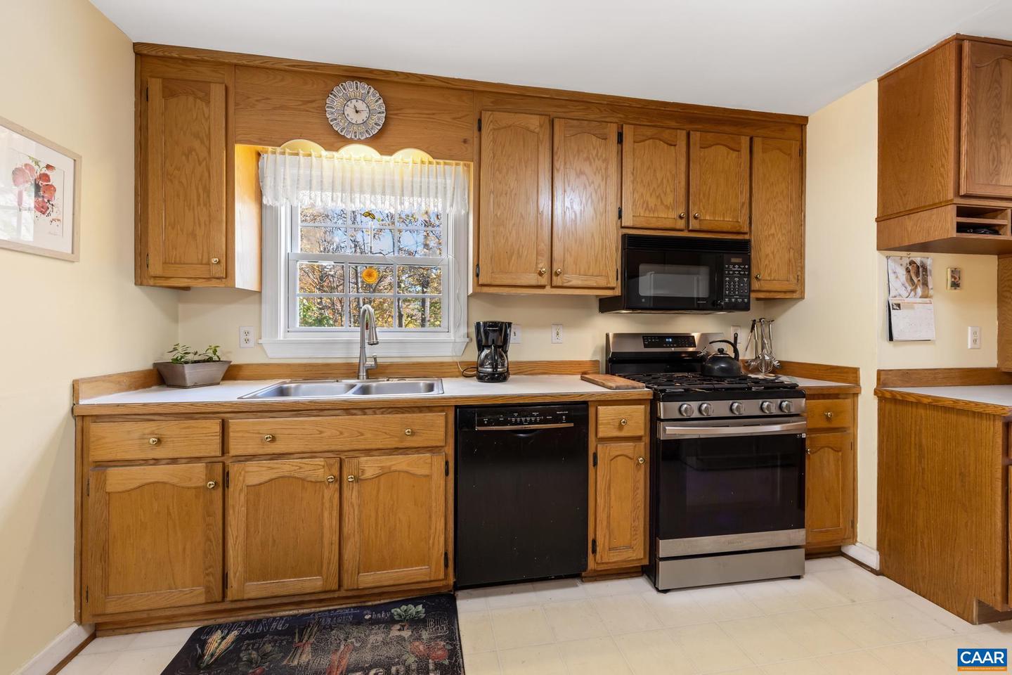 1018 ASHBY PL, CHARLOTTESVILLE, Virginia 22901, 3 Bedrooms Bedrooms, ,2 BathroomsBathrooms,Residential,For sale,1018 ASHBY PL,670952 MLS # 670952