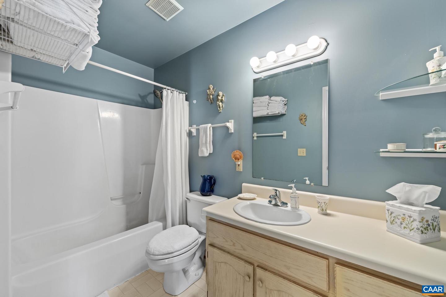 1018 ASHBY PL, CHARLOTTESVILLE, Virginia 22901, 3 Bedrooms Bedrooms, ,2 BathroomsBathrooms,Residential,For sale,1018 ASHBY PL,670952 MLS # 670952