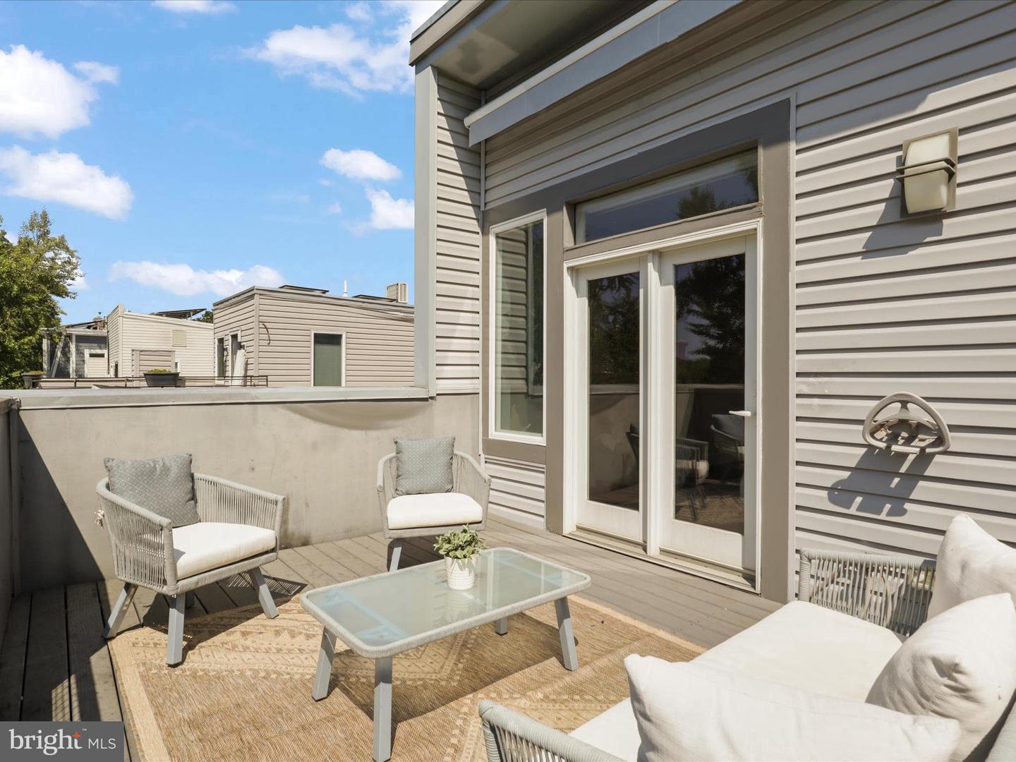 1524 GALES ST NE, WASHINGTON, District Of Columbia 20002, 3 Bedrooms Bedrooms, ,3 BathroomsBathrooms,Residential,For sale,1524 GALES ST NE,DCDC2231256 MLS # DCDC2231256