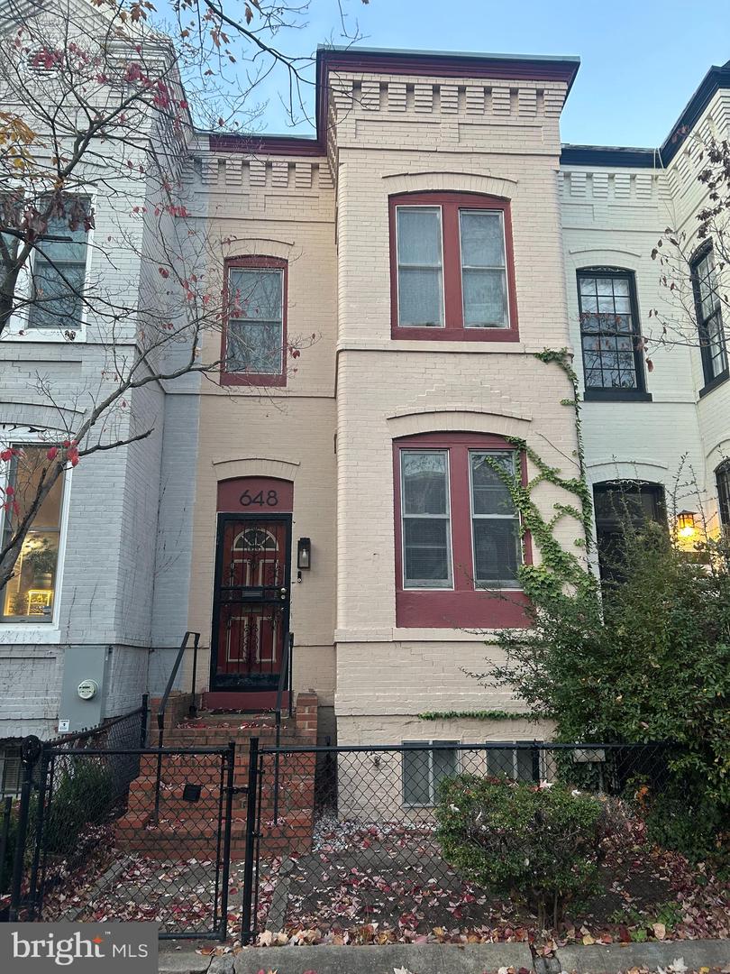 648 E ST NE, WASHINGTON, District Of Columbia 20002, 3 Bedrooms Bedrooms, ,3 BathroomsBathrooms,Residential,For sale,648 E ST NE,DCDC2231028 MLS # DCDC2231028