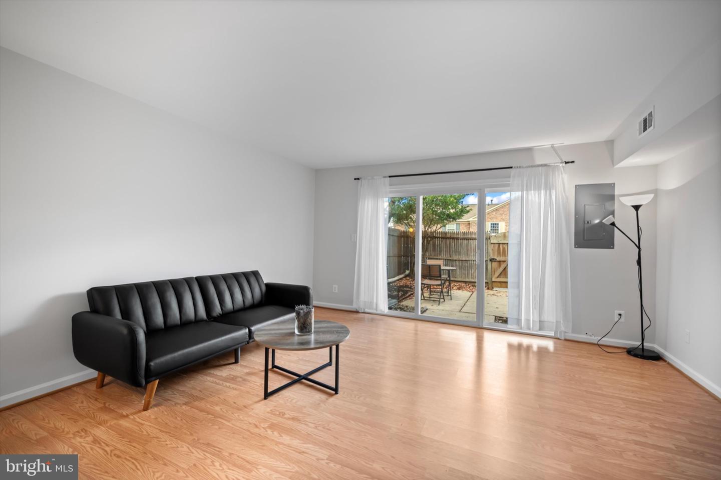 8422 FORRESTER BLVD #580, SPRINGFIELD, Virginia 22152, 2 Bedrooms Bedrooms, 7 Rooms Rooms,1 BathroomBathrooms,Residential,For sale,8422 FORRESTER BLVD #580,VAFX2278406 MLS # VAFX2278406 8422 FORRESTER BLVD #580, SPRINGFIELD, Virginia 22152, 2 Bedrooms Bedrooms, 7 Rooms Rooms,1 BathroomBathrooms,Residential,For sale,8422 FORRESTER BLVD #580,VAFX2278406 MLS # VAFX2278406