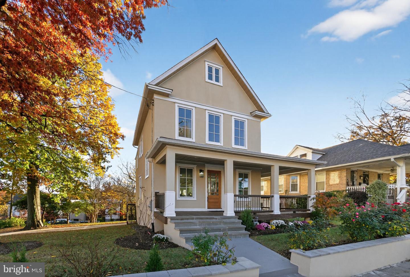 2017 FULTON PL NE, WASHINGTON, District Of Columbia 20018, 6 Bedrooms Bedrooms, 12 Rooms Rooms,5 BathroomsBathrooms,Residential,For sale,2017 FULTON PL NE,DCDC2231044 MLS # DCDC2231044