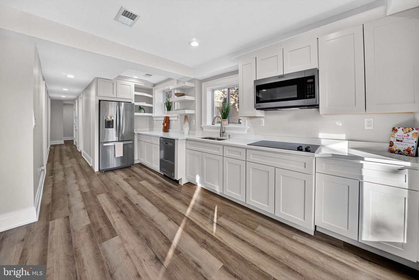 2017 FULTON PL NE, WASHINGTON, District Of Columbia 20018, 6 Bedrooms Bedrooms, 12 Rooms Rooms,5 BathroomsBathrooms,Residential,For sale,2017 FULTON PL NE,DCDC2231044 MLS # DCDC2231044