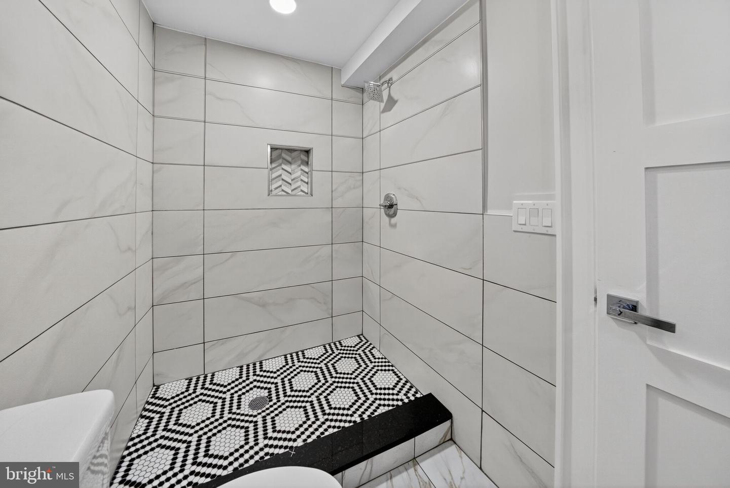 2017 FULTON PL NE, WASHINGTON, District Of Columbia 20018, 6 Bedrooms Bedrooms, 12 Rooms Rooms,5 BathroomsBathrooms,Residential,For sale,2017 FULTON PL NE,DCDC2231044 MLS # DCDC2231044