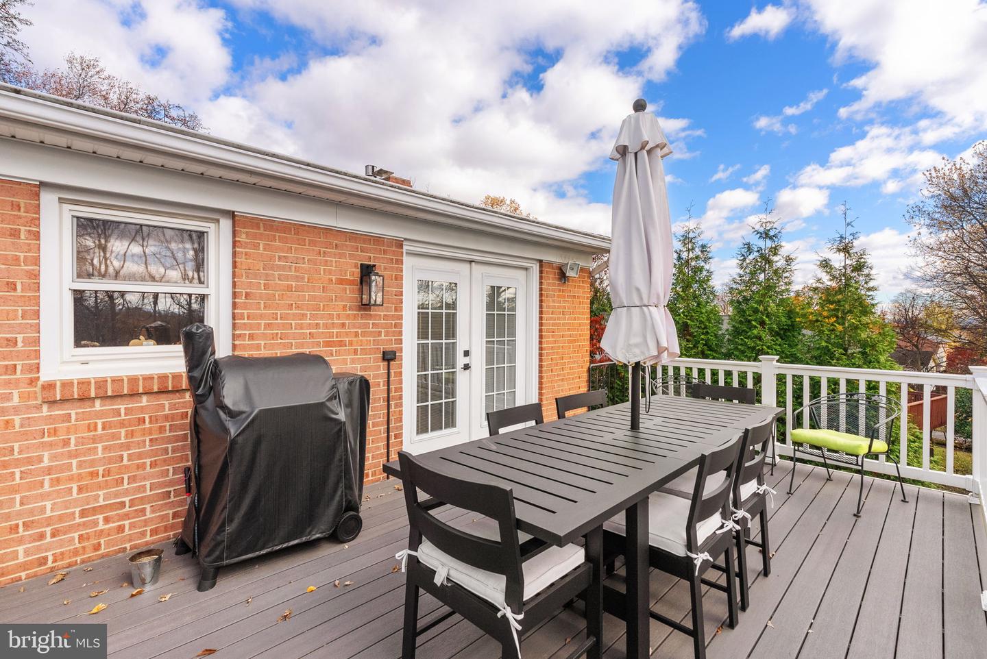 553 BELLVIEW AVE, WINCHESTER, Virginia 22601, 5 Bedrooms Bedrooms, ,2 BathroomsBathrooms,Residential,For sale,553 BELLVIEW AVE,VAWI2009450 MLS # VAWI2009450