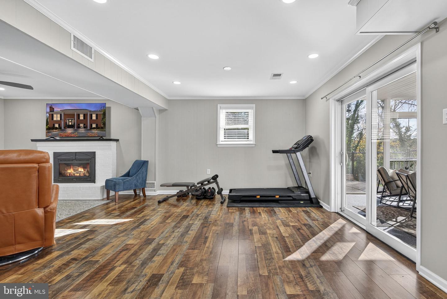 553 BELLVIEW AVE, WINCHESTER, Virginia 22601, 5 Bedrooms Bedrooms, ,2 BathroomsBathrooms,Residential,For sale,553 BELLVIEW AVE,VAWI2009450 MLS # VAWI2009450