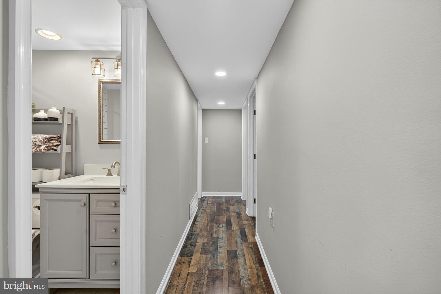 553 BELLVIEW AVE, WINCHESTER, Virginia 22601, 5 Bedrooms Bedrooms, ,2 BathroomsBathrooms,Residential,For sale,553 BELLVIEW AVE,VAWI2009450 MLS # VAWI2009450