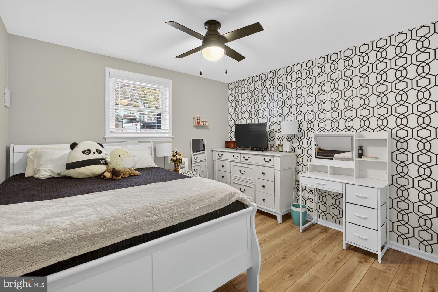 553 BELLVIEW AVE, WINCHESTER, Virginia 22601, 5 Bedrooms Bedrooms, ,2 BathroomsBathrooms,Residential,For sale,553 BELLVIEW AVE,VAWI2009450 MLS # VAWI2009450