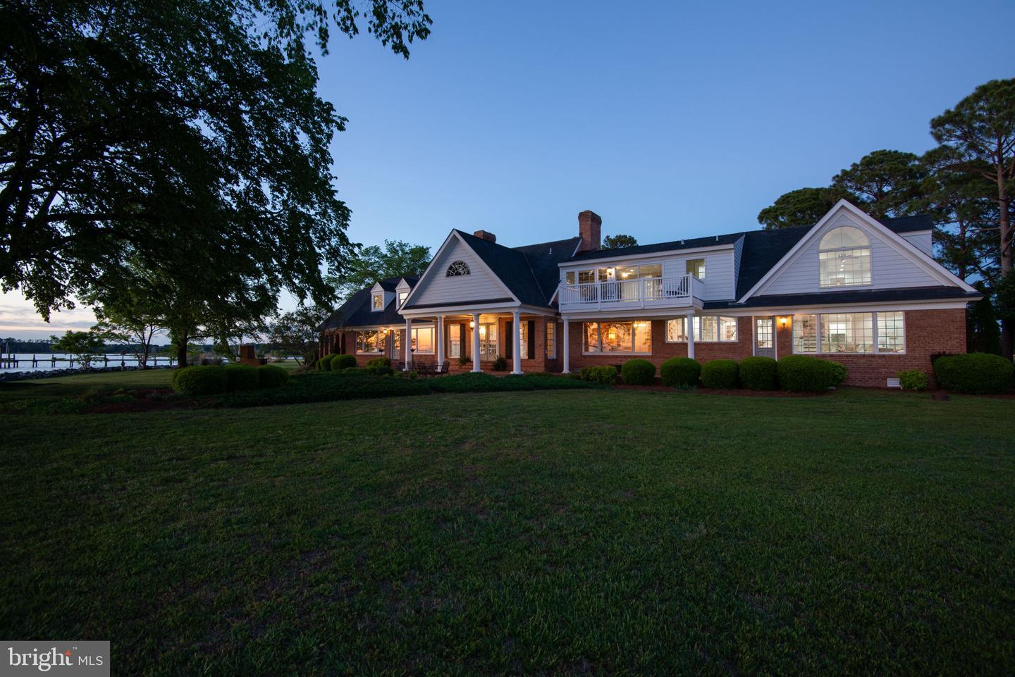 6454 CARMINES ISLAND LN, HAYES, Virginia 23072, 5 Bedrooms Bedrooms, ,4 BathroomsBathrooms,Residential,For sale,6454 CARMINES ISLAND LN,VAGV2000172 MLS # VAGV2000172