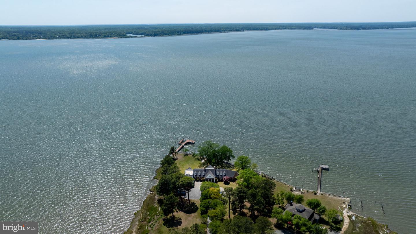 6454 CARMINES ISLAND LN, HAYES, Virginia 23072, 5 Bedrooms Bedrooms, ,4 BathroomsBathrooms,Residential,For sale,6454 CARMINES ISLAND LN,VAGV2000172 MLS # VAGV2000172